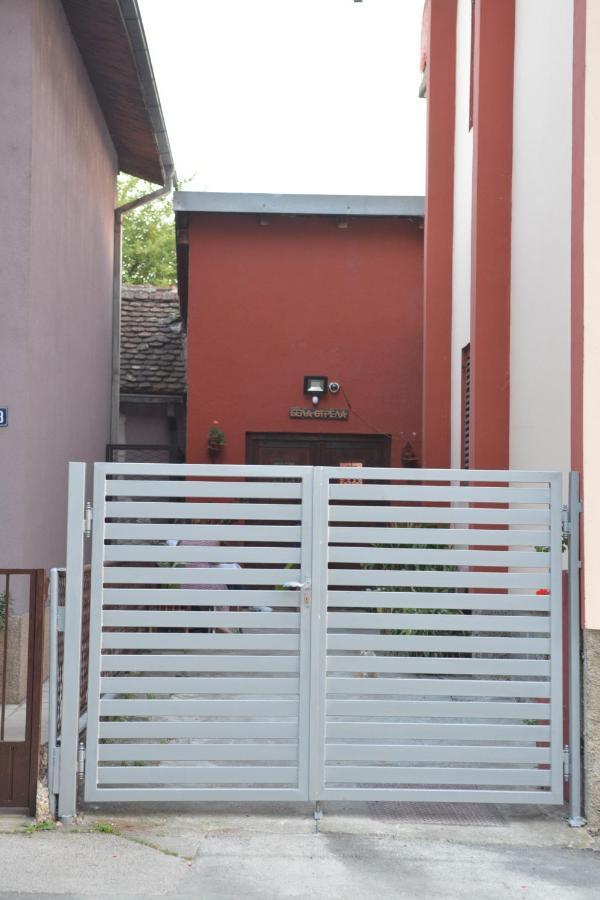 White Arrow Apartment 바이나 바슈타 외부 사진